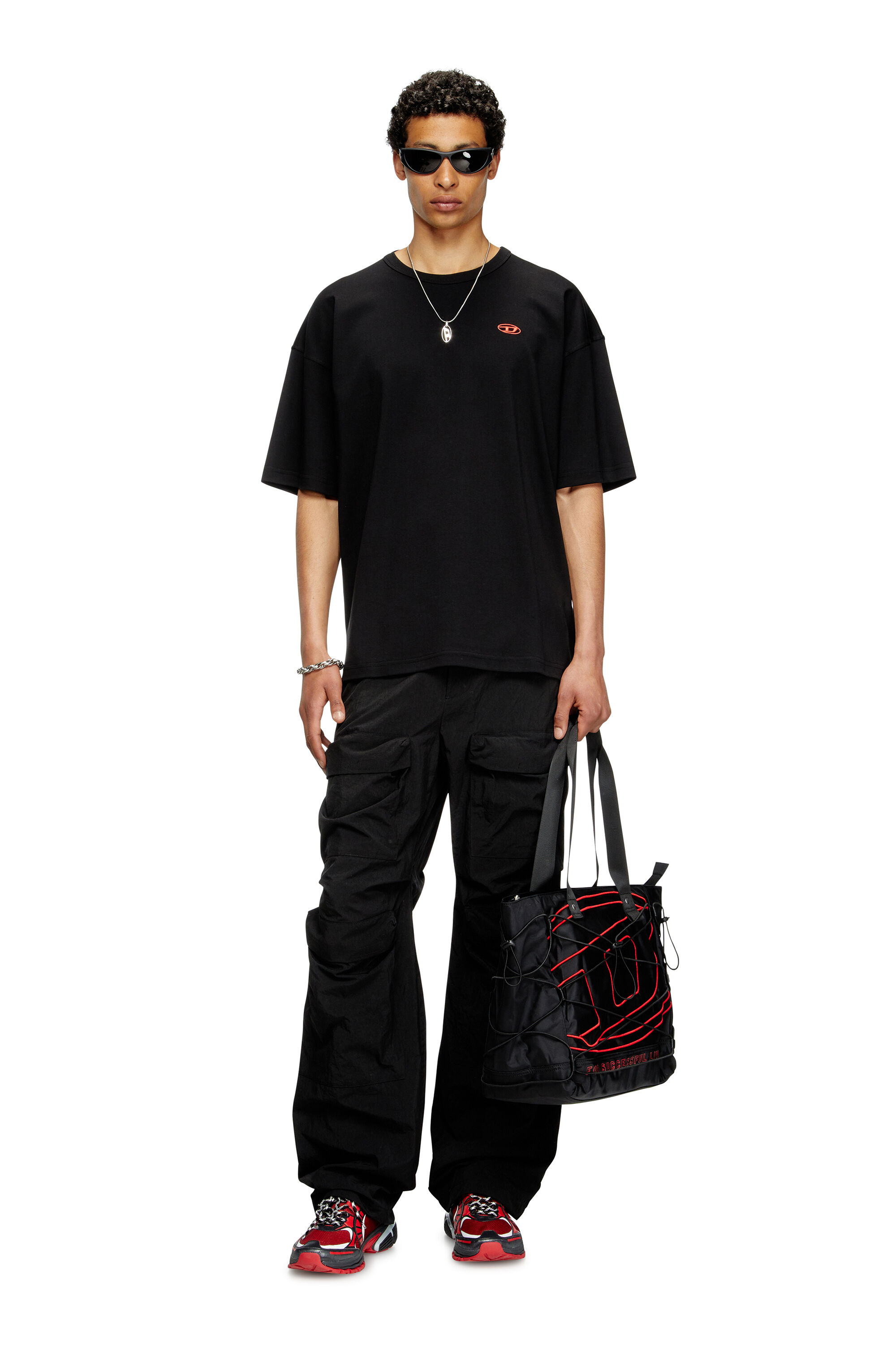 Diesel - TECH-D TOTE M X, Unisex's Tech-D-Nylon tote bag with Oval D embroidery in ブラック - 1