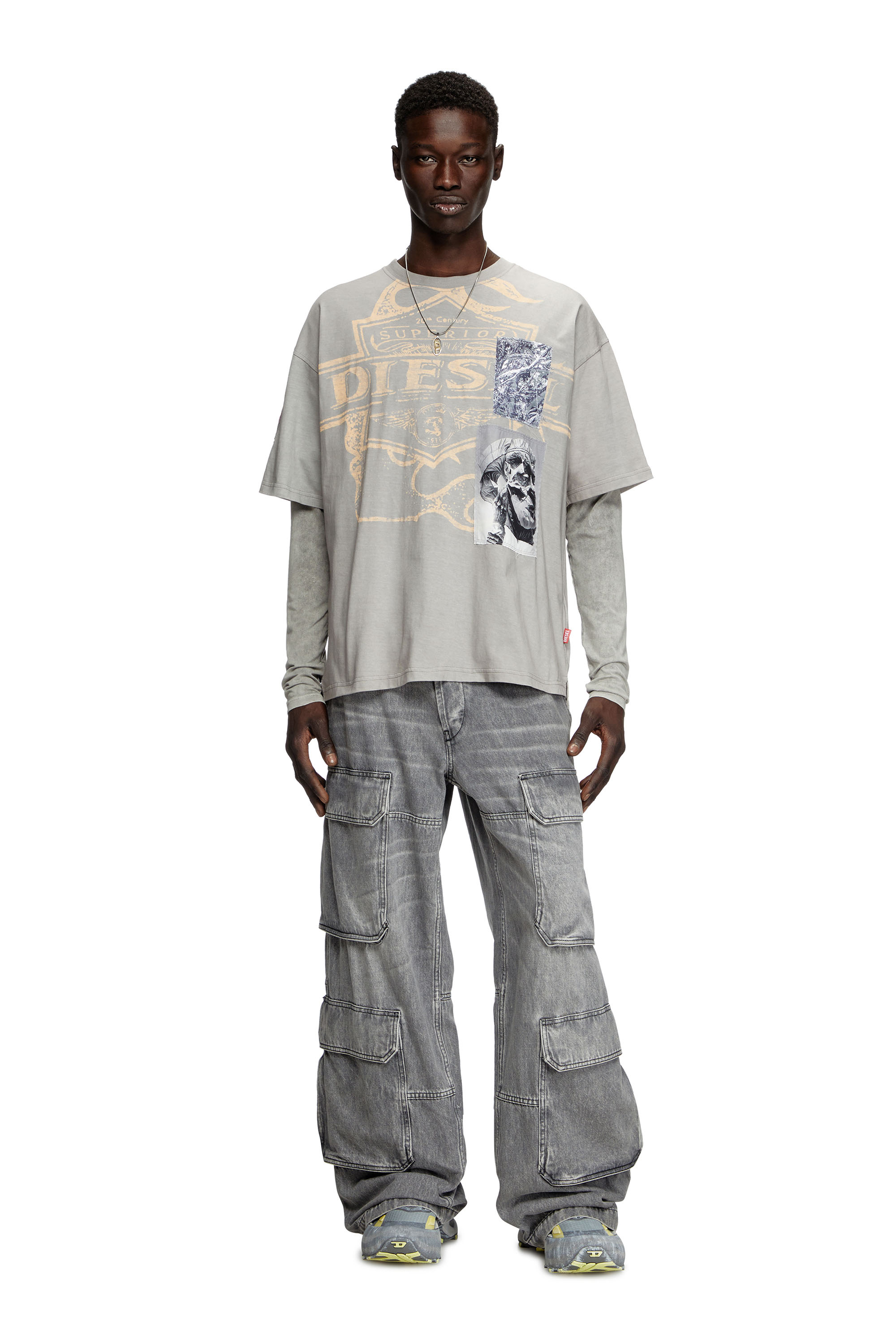 Diesel - T-BOXT-SLITS-R8, Male's T-shirt with patch detail in グレー - 3